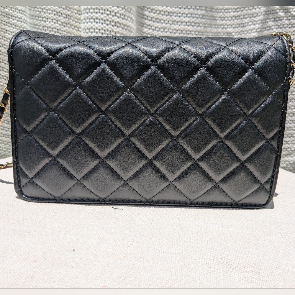Badgley Mischka Diamond Quilt Crossbody Bag - NWT - Picture 14 of 16